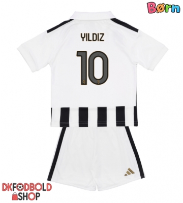 Juventus Kenan Yildiz #10 Hjemmebanesæt Børn 2026-27 Kort ærmer (+ korte bukser)